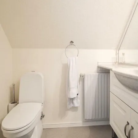 Two Bedroom Holiday In Skjern